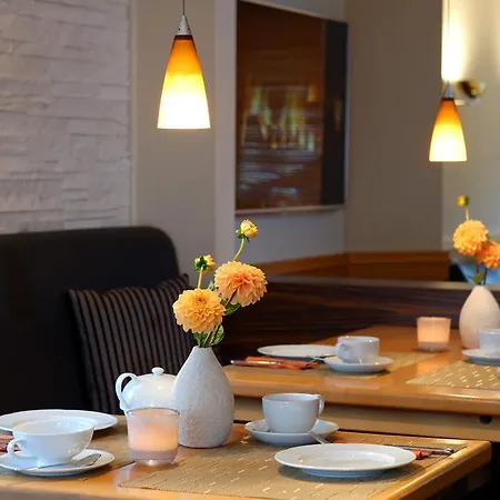 Hotel Trend